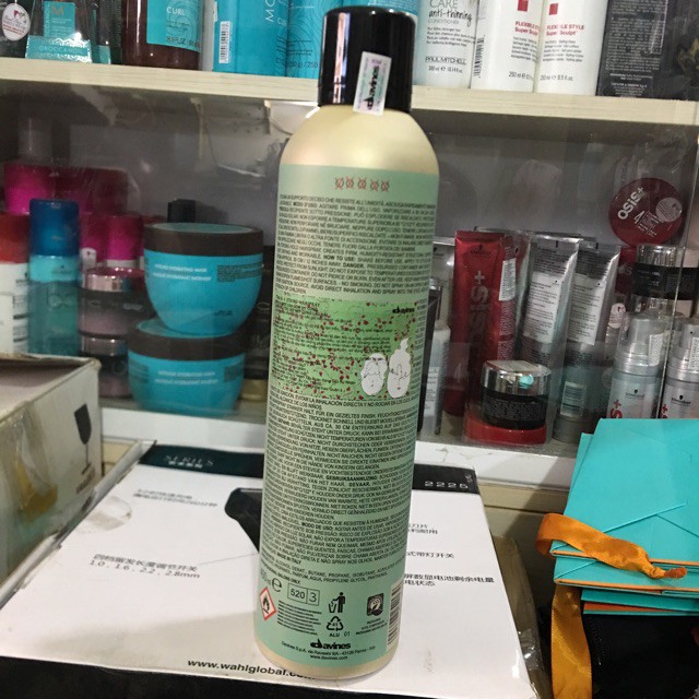 Gôm xịt DAVINES STRONG HAIRSPRAY 400ML