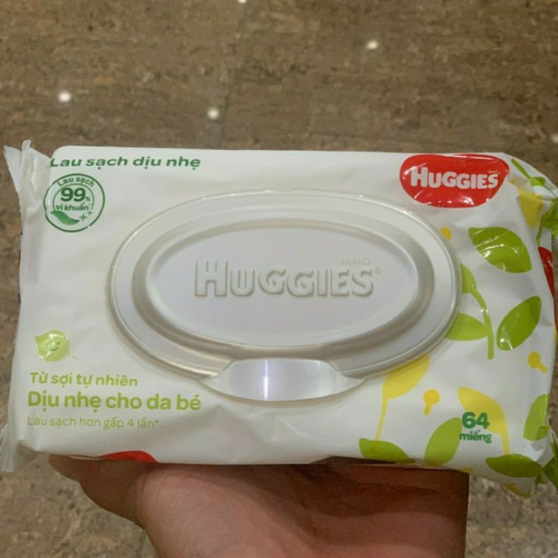 🏰HCM 🏰1 thùng  khăn giấy ướt Huggies không mùi 64 tờ