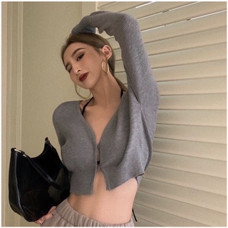 Áo Croptop xám quyến rũ (pass)