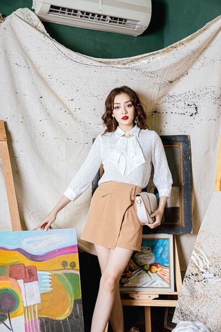 Áo sơ mi bèo trước cutout
