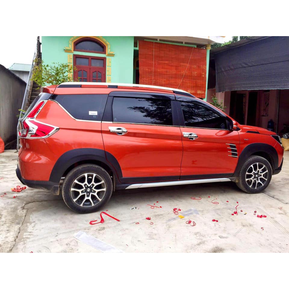 Nẹp viền chân kính, cong kính xe Suzuki ERTIGA 2019-2022 chất liệu inox cao cấp, có phần chữ z