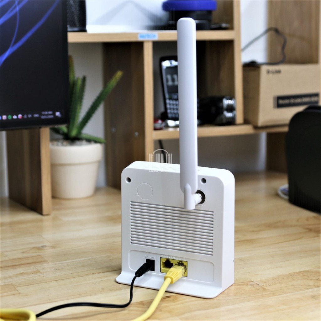 Bộ phát Wifi 4G DLink DWR921E tích hợp 2 cổng LAN 300Mbps Hỗ trợ 32 thiết bị kết nối