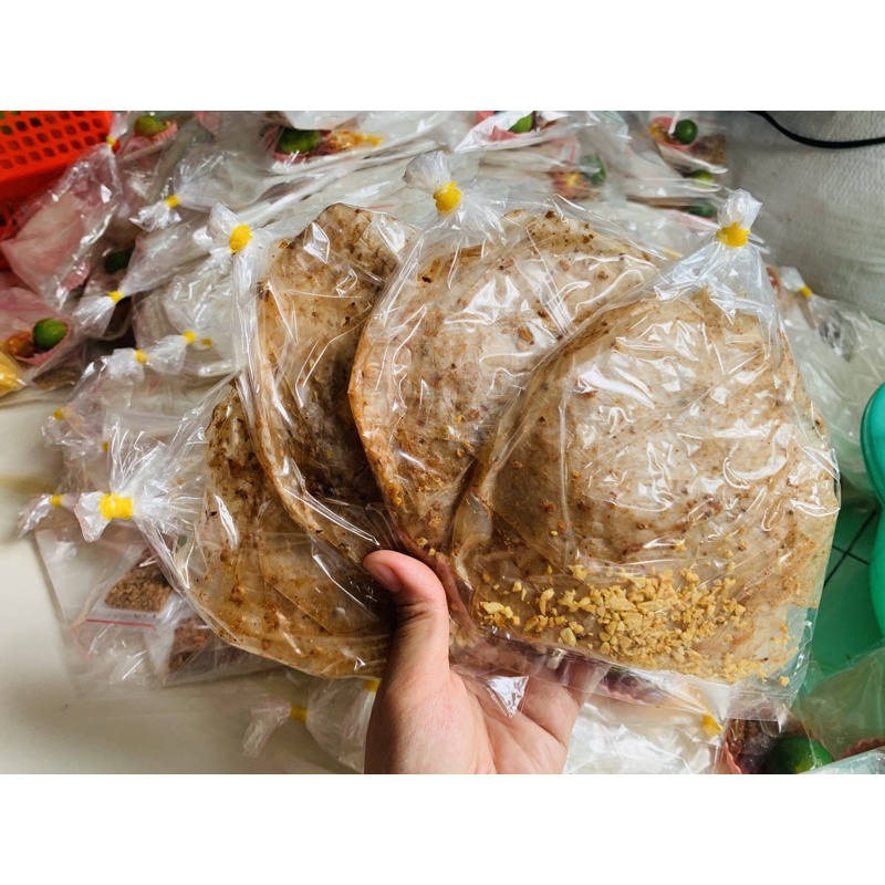 Combo 50 bịch bánh tráng xike muối nhuyễn chỉ 250k
