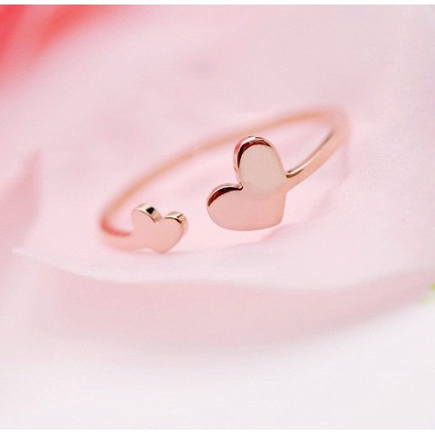 NHẪN TITAN TRÁI TIM FREE SIZE MÀU VÀNG siêu cute - tặng hộp đựng xinh xắn