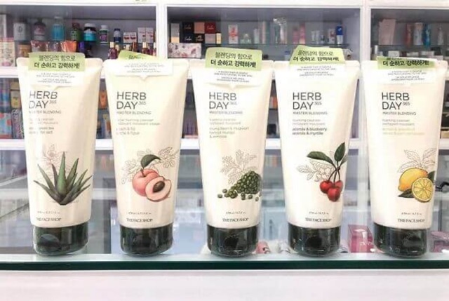 [Mã COS1904 giảm 8% đơn 300K] Sữa rửa mặt The Face Shop Herb Day 365 Cleansing Foam TFS 170ml | BigBuy360 - bigbuy360.vn