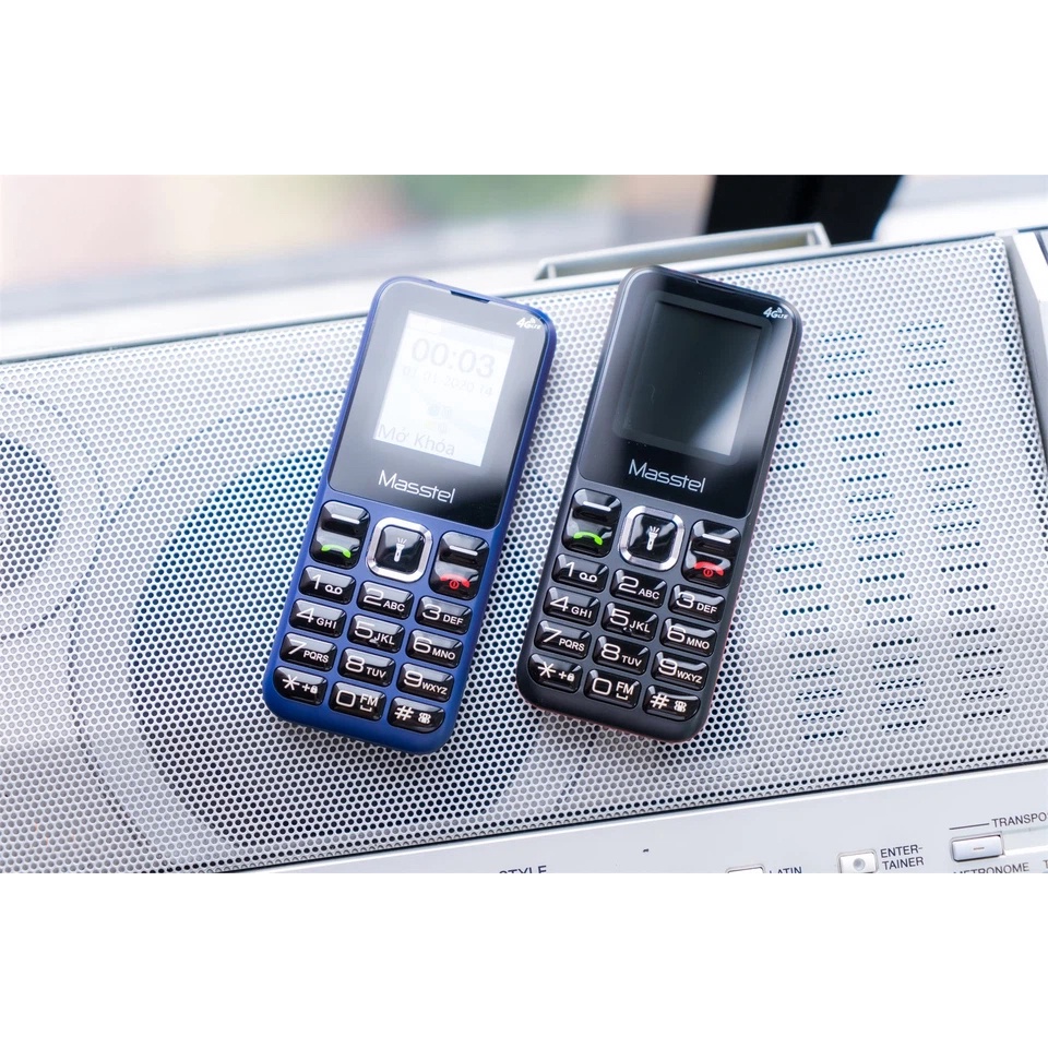 Điện Thoại Mastel IZI 10 4G LTE - 2 Sim 2 Sóng - FM Không Dây - Pin Khoẻ - Chính Hãng - Bảo HÀnh 12 Tháng