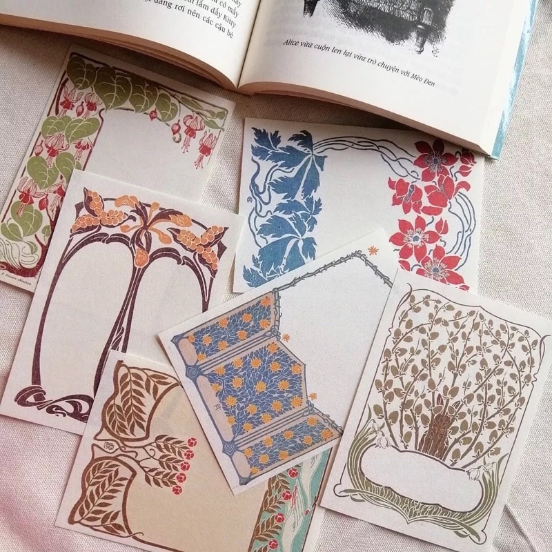 Giấy nền chủ đề cổ tích dùng trang trí bullet journal - ginandtonic