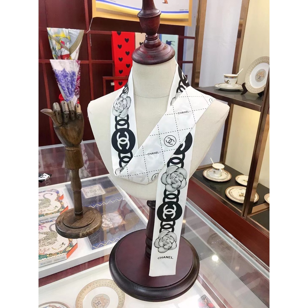 Khăn Choàng Cổ / Khăn Quàng Cổ / Túi Xách Vải Lụa In Họa Tiết Hoa Trà Và Chữ Thời Trang Cho Nữ Đen