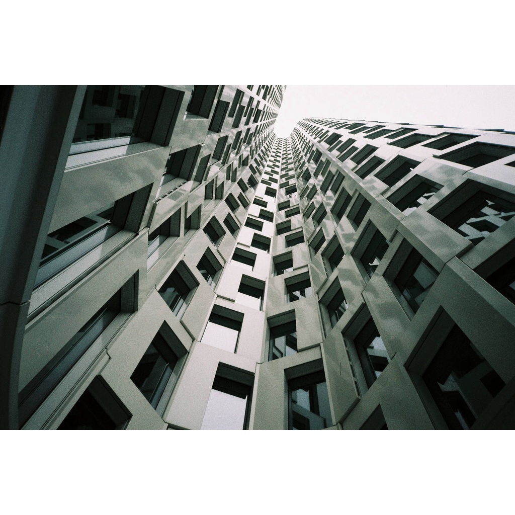 Phim Lomography Metropolis XR ISO 100-400, Màu Color, 120 x 12 Kiểu Vuông, Out Date Nhẹ Cho Máy Ảnh Film - LIIQ Flash