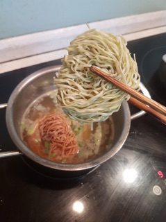 Mỳ gạo lứt rau củ