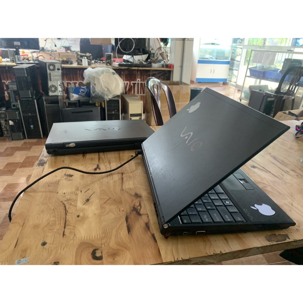 Laptop Sony Sony Vaio VGN-SZ680 đen huyền thoại