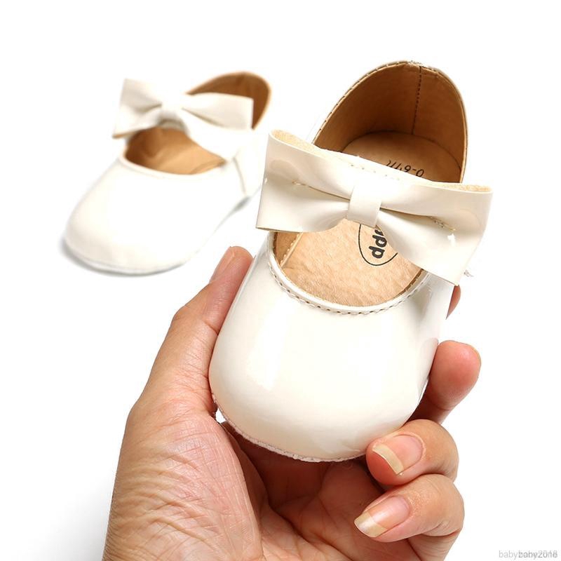 Đôi Giày Đính Nơ Chống Trượt Cho Bé