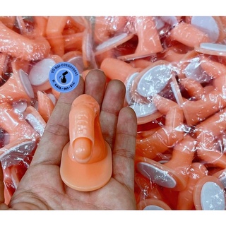 Ngón tay giả tập nail