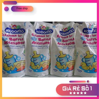 [ Ban si] (CHÍNH HÃNG) Nước rửa bình sữa Kodomo túi 700ml