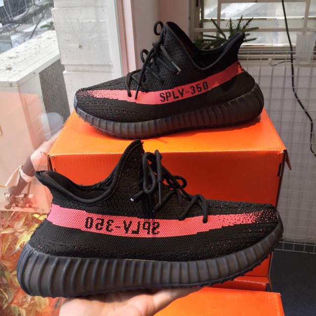 giày thể thao sneaker yeezy boost v2 350 đen vạch đỏ | BigBuy360 - bigbuy360.vn