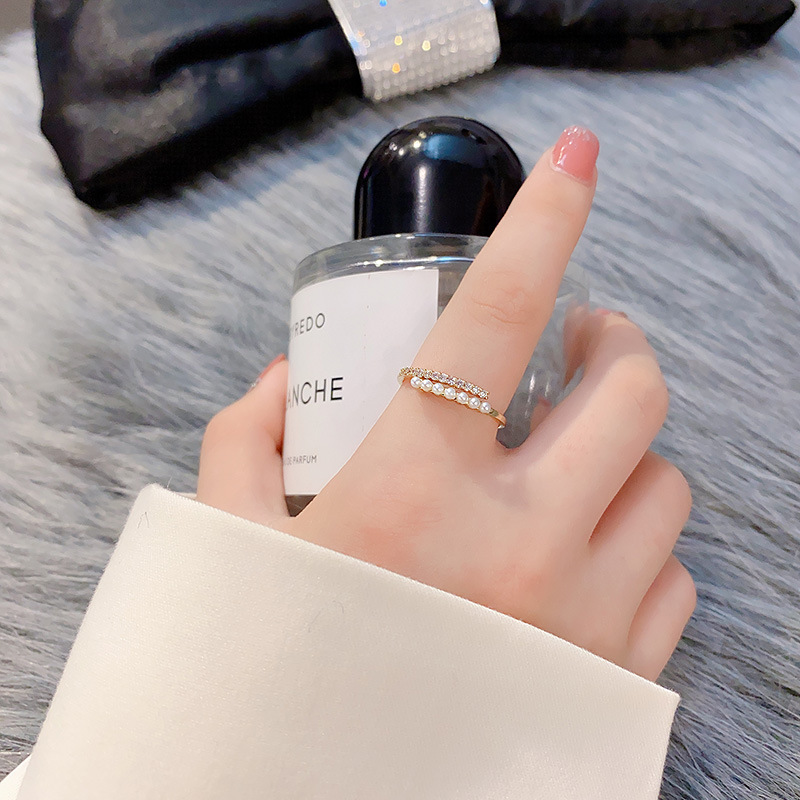 Nhẫn thiết kế thời trang độc đáo cho phái nữ