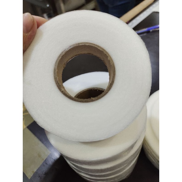 Keo tan cuộn dán dính 2 lớp vải với nhau