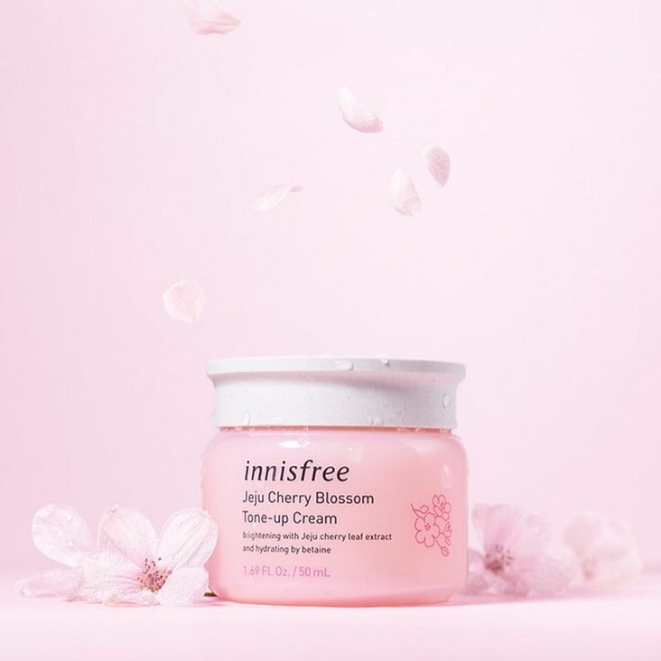 Kem dưỡng Innisfree Cherry Blossom Tone Up Cream