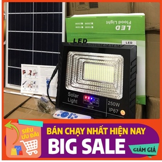 Đèn pha năng lượng mặt trời 250w mẫu báo pin mới nhất bảo hành 2 năm có