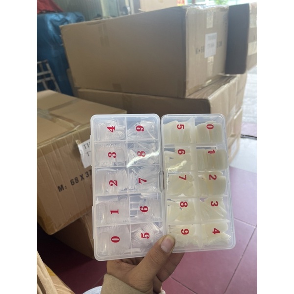 Móng up chân dài 2 màu trong và tự nhiên hot hit hiện nay