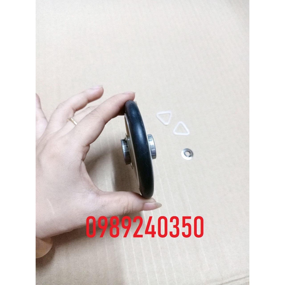 Bánh tỳ đỡ lồng máy sấy Whirlpool