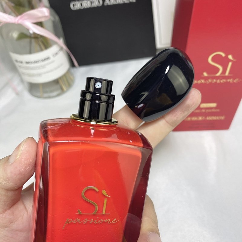 Armani SI Red Enamored Love Lady Perfume Q Version 7ml/100ML