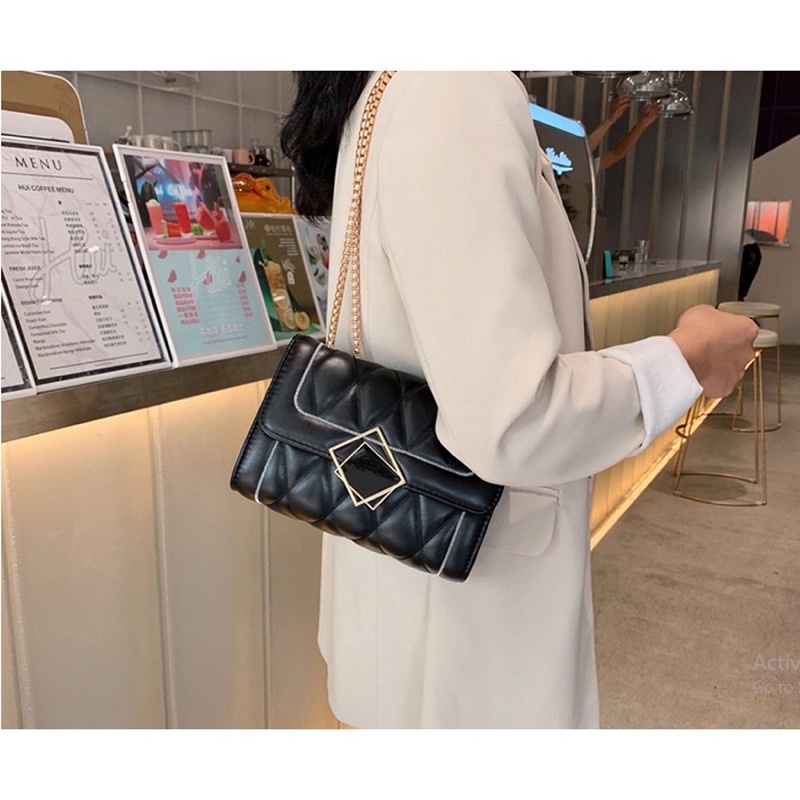 Túi xách nữ, túi đeo chéo khoá gương lệch phong cách Hàn Quốc cực xin