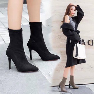 Boot lửng gót nhọn sang chảnh (kèm ảnh thật cuối)