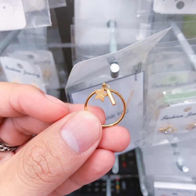 Nhẫn titan ngôi sao lucky