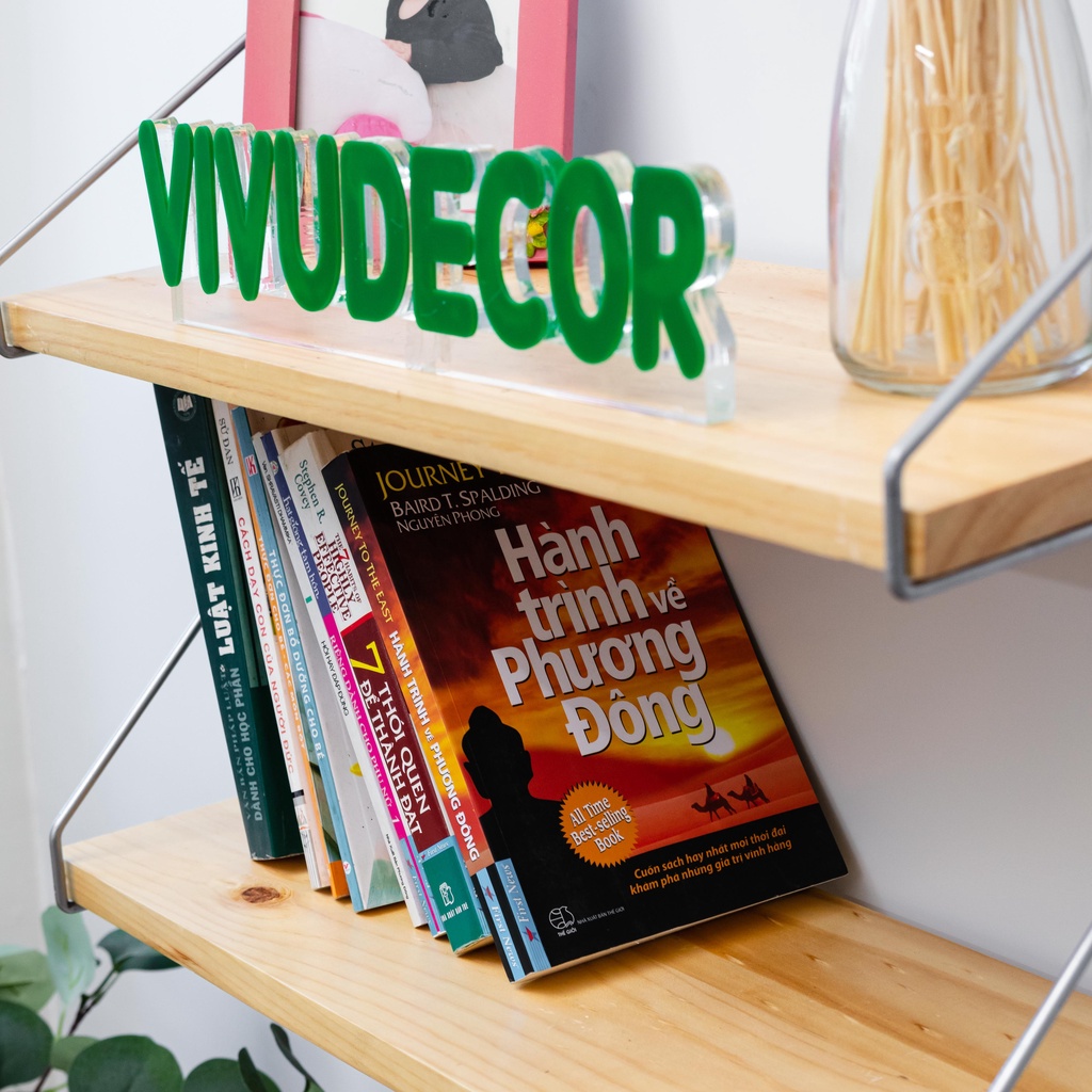Kệ treo tường VIVUDECOR KT02 100% gỗ thông NewZealand