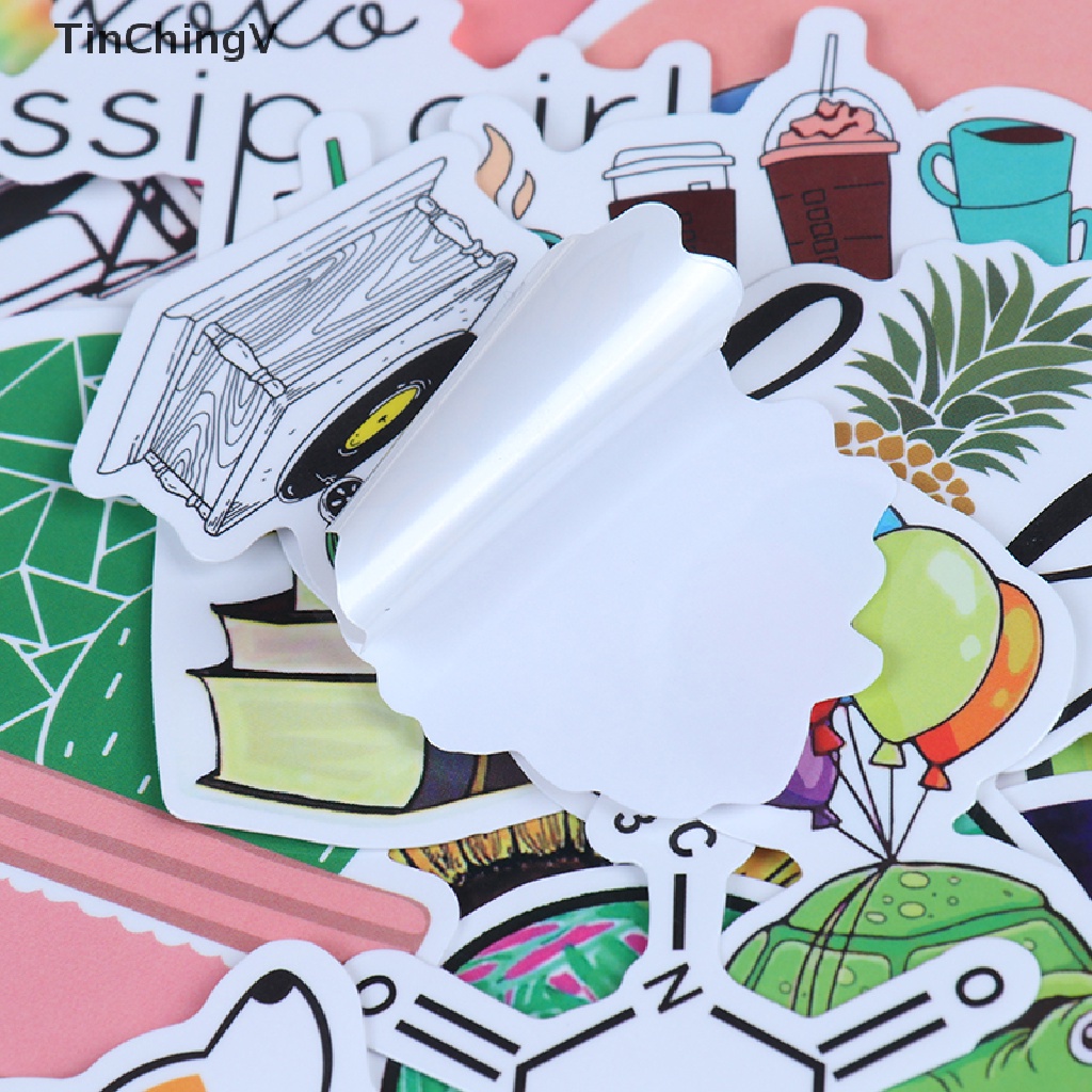 Bộ 50 Miếng Dán Hoạt Hình Kawaii Trang Trí Ván Trượt / Laptop / Vali / Xe Đạp / Xe Hơi