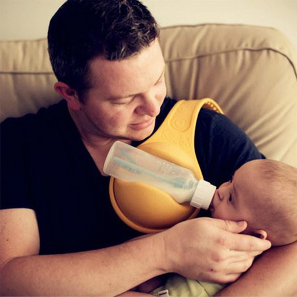 DỤNG CỤ GIỮ BÌNH SỮA CHO BÉ YÊU THE BEEBO - ShopToro - AsiaMart