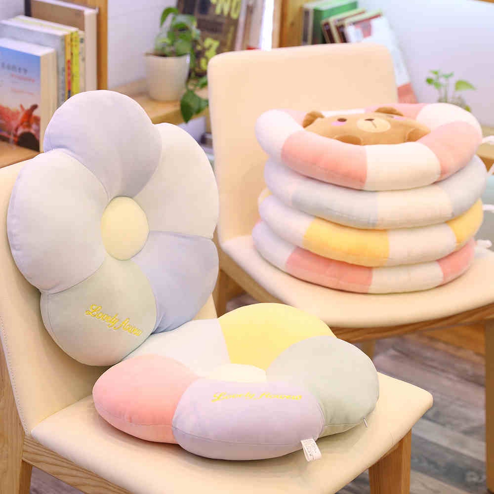 Order | Gối tựa hoa đào 5 cánh nhung mịn