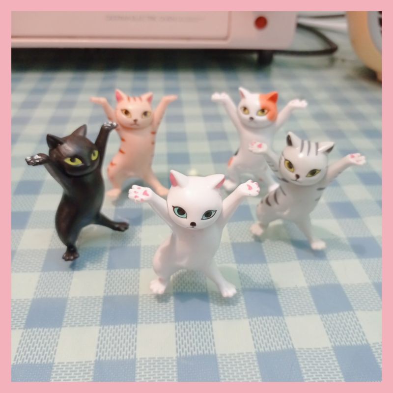 🐱Tượng mèo khiêng đồ 🐱 có sẵn, mô hình mèo mini để bàn trang trí đáng yêu không lem màu