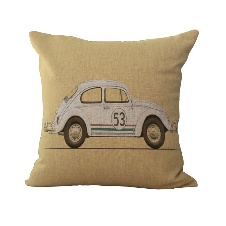 Áo gối bằng cotton với họa tiết hình chiếc xe hơi theo phong cách vintage dùng trong trang trí nhà