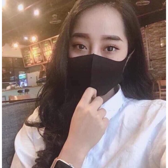 [Mã FAMAYFA giảm 10K đơn 50K] ( Bán lẻ) 1 cái khẩu trang su đẹp ( màu đen)