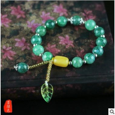Vòng tay đá phong thủy mix chiếc lá cực xinh cho các bạn nữ