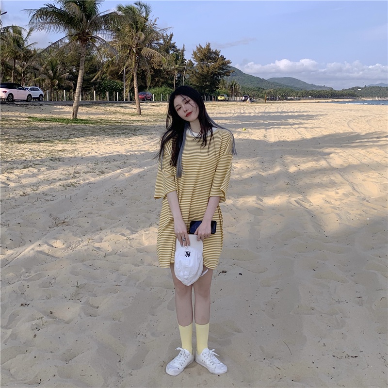 Áo thun IELGY ngắn tay dáng suông họa tiết kẻ sọc phong cách retro cho nữ