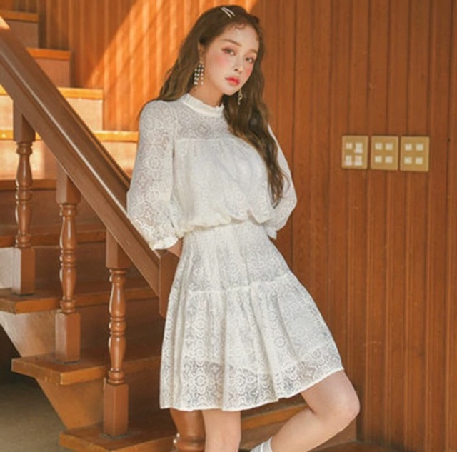 Váy ren trắng giả set áo - chân váy