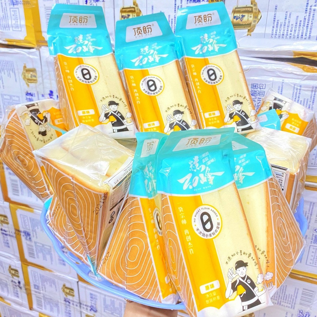 Bánh bông lan tam giác đầu bếp ( 1 cái 100gr)