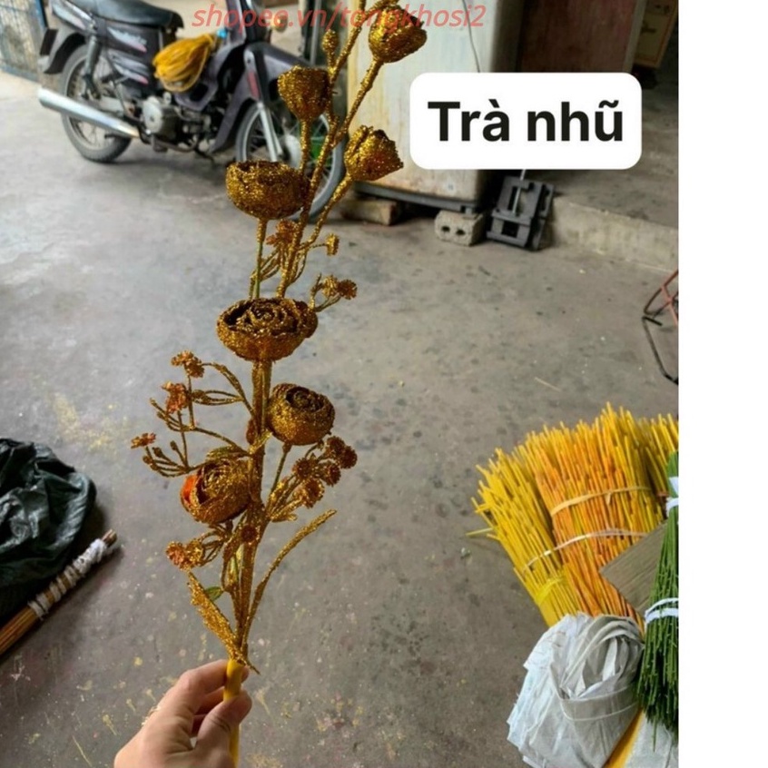 Cành trà nhũ kim tuyến - cành vàng lá ngọc