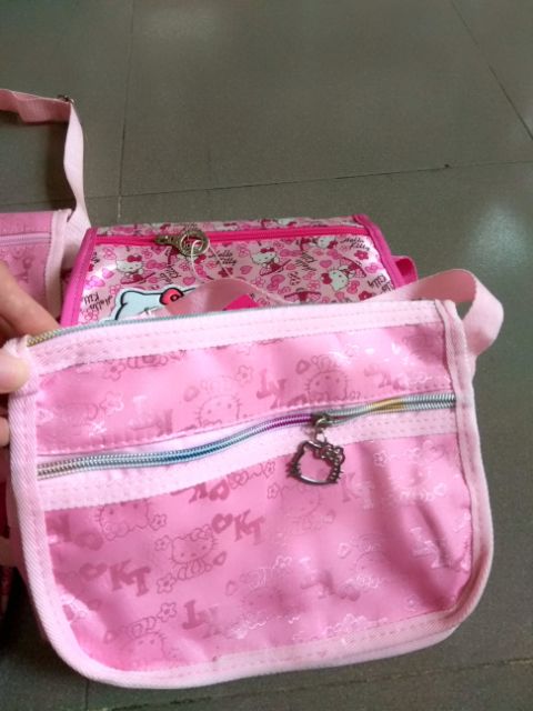 Túi đeo chéo Hello kitty hoa nhí