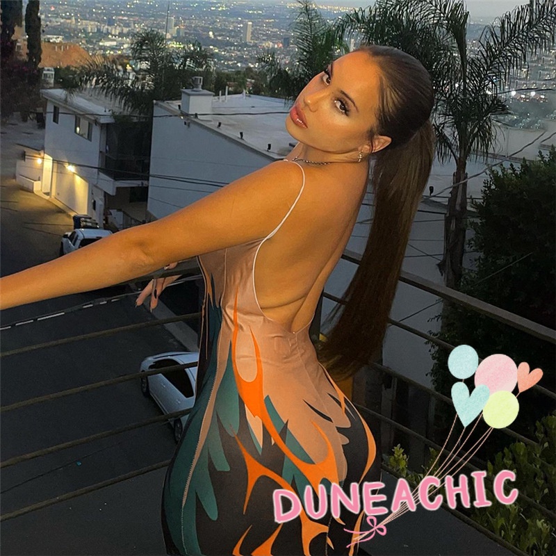 Đầm Hai Dây Hở Lưng Khoét Sâu Phong Cách Quyến Rũ