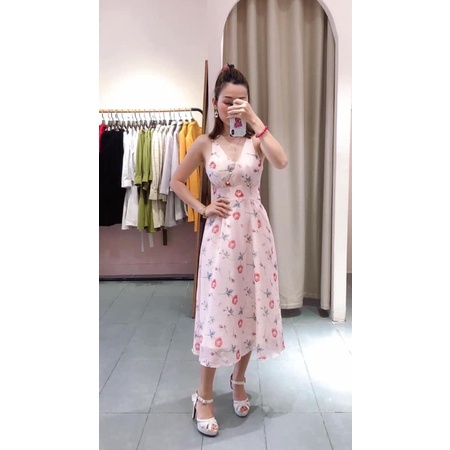 Váy lép mira thanh lý hàng Like new màu ngà sz M
