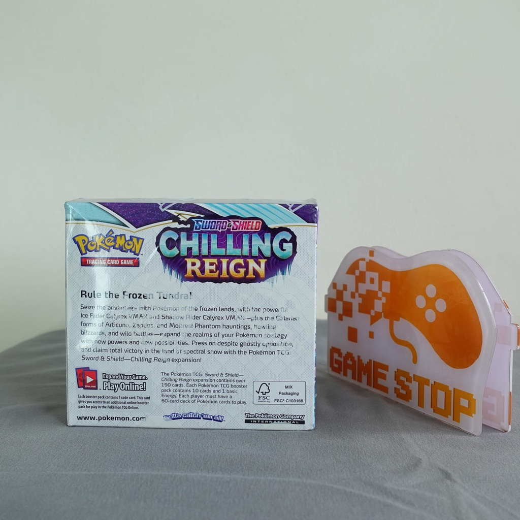 Thẻ bài Pokemon TCG Sword &amp; Shield bản mở rộng Chilling Reign Booster Display Box POKTCGUSBOOB02 chính hãng USA