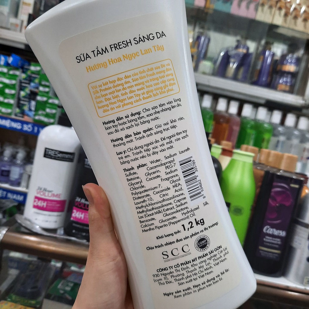 Sữa tắm Fresh sáng da hương  hoa Ngọc Lan Tây 1.2kg