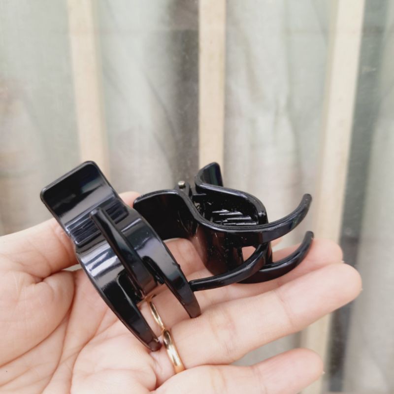 Lố 12 kẹp tóc 3 răng loại bóng màu đen