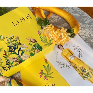 Mấn hoa cúc mấn áo dài