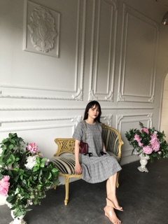 Hình thật đầm bầu kẻ caro
