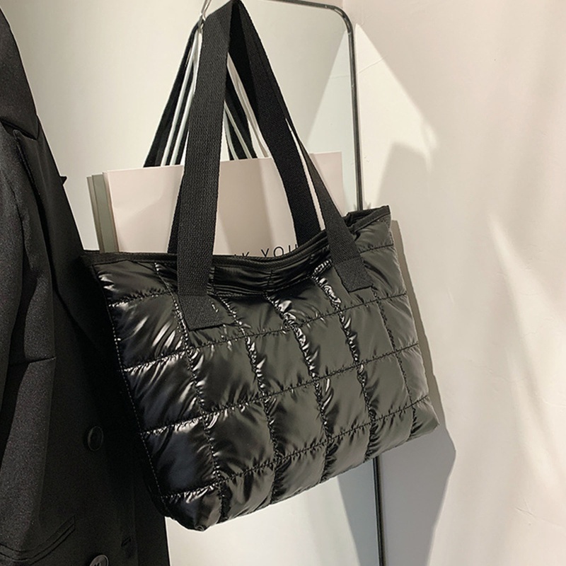 Túi Xách Nữ Cỡ Lớn Màu Sắc Thời Trang